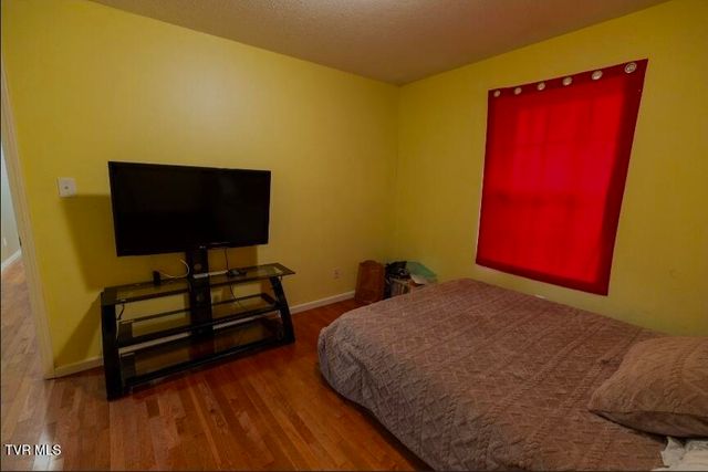 21426 Darlington Drive, Bristol, VA 24202