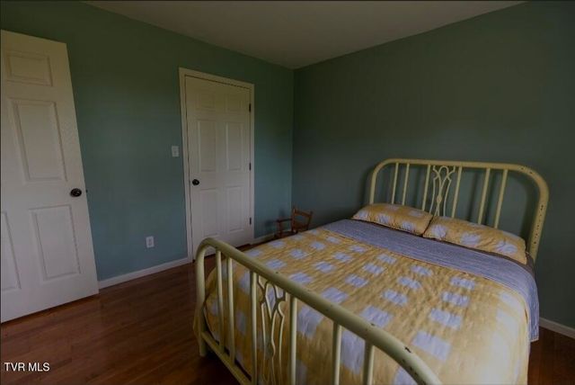 21426 Darlington Drive, Bristol, VA 24202