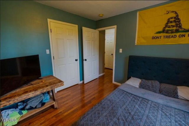 21426 Darlington Drive, Bristol, VA 24202