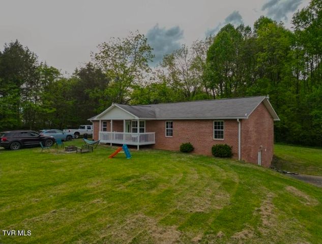21426 Darlington Drive, Bristol, VA 24202