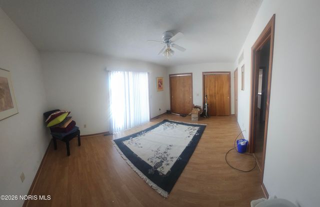 10 Picardie Court, Bowling Green, OH 43402