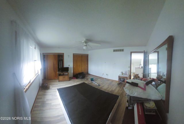 10 Picardie Court, Bowling Green, OH 43402