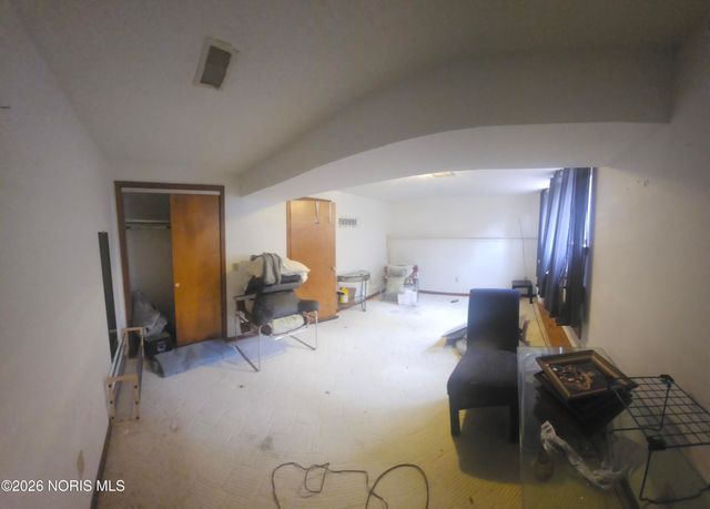 10 Picardie Court, Bowling Green, OH 43402