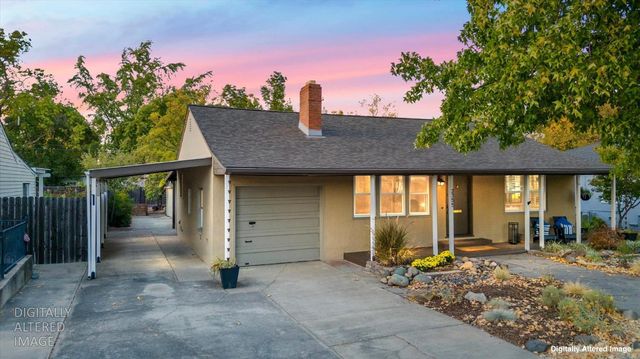 2355 Hooke Way, Sacramento, CA 95822