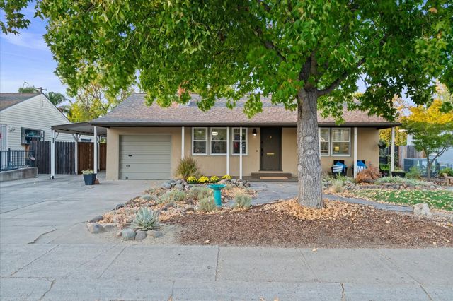 2355 Hooke Way, Sacramento, CA 95822