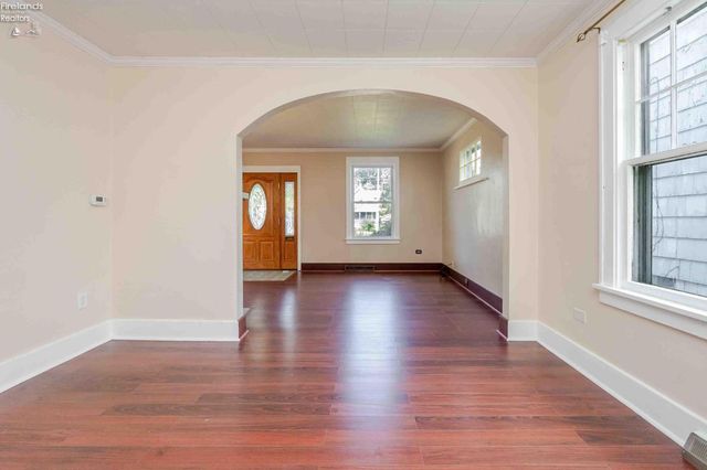 2130 Columbus, Sandusky, OH 44870