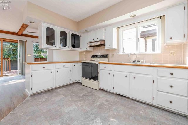 2130 Columbus, Sandusky, OH 44870