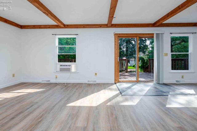 2130 Columbus, Sandusky, OH 44870