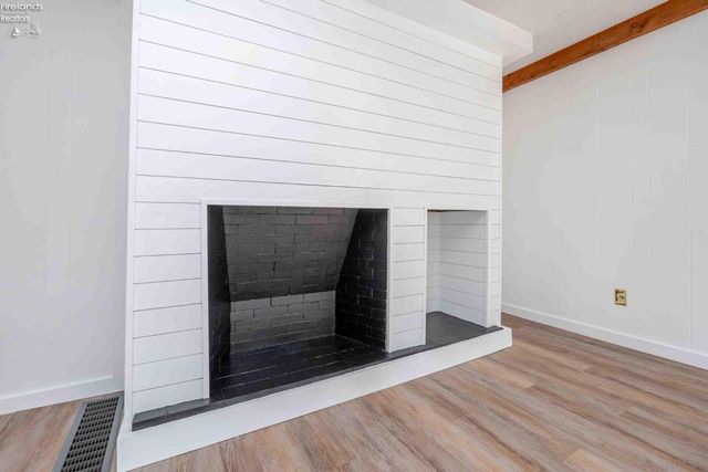 2130 Columbus, Sandusky, OH 44870