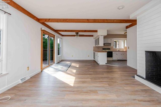 2130 Columbus, Sandusky, OH 44870