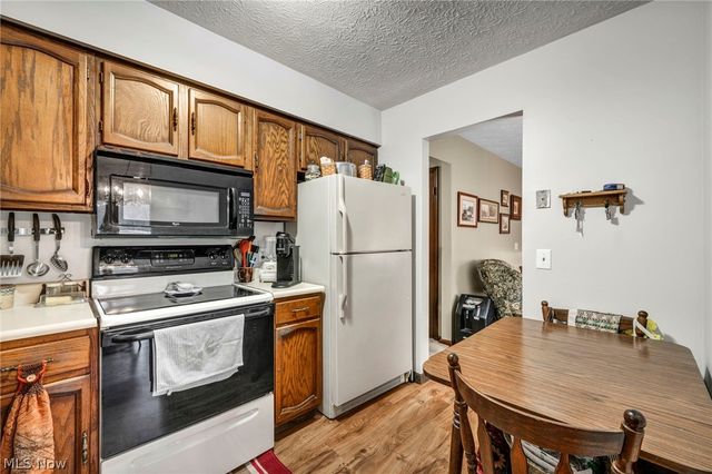 5044 Bright Baldwin Road, Newton Falls, OH 44444