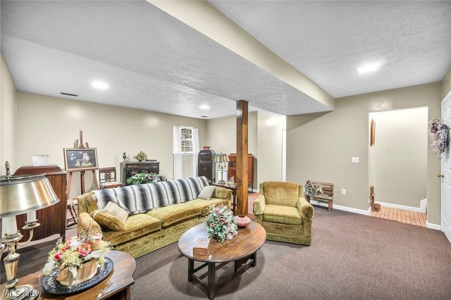 5044 Bright Baldwin Road, Newton Falls, OH 44444