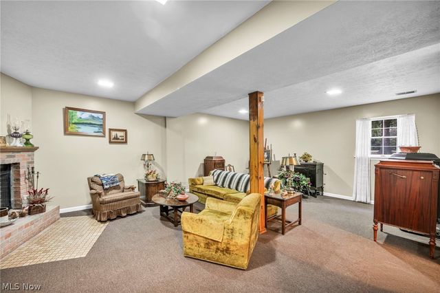 5044 Bright Baldwin Road, Newton Falls, OH 44444