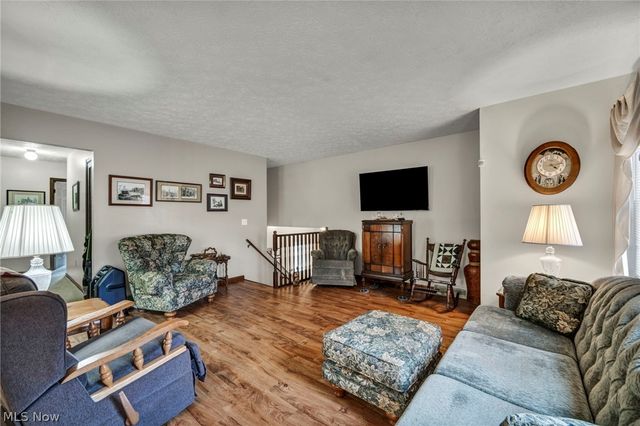 5044 Bright Baldwin Road, Newton Falls, OH 44444