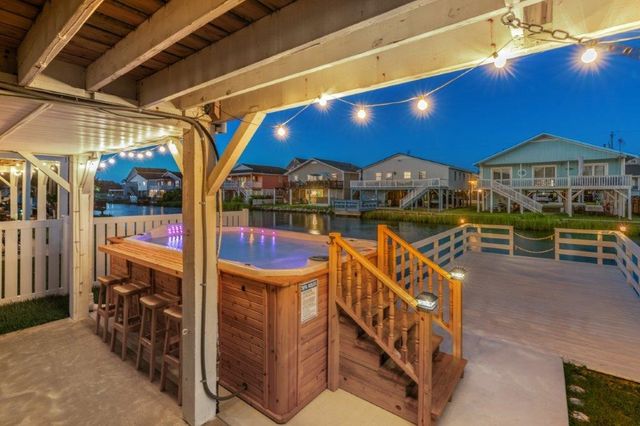 404 33rd Ave. N, North Myrtle Beach, SC 29582