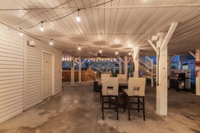 404 33rd Ave. N, North Myrtle Beach, SC 29582