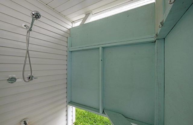 404 33rd Ave. N, North Myrtle Beach, SC 29582