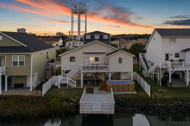 404 33rd Ave. N, North Myrtle Beach, SC 29582