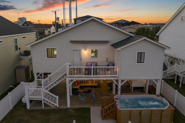 404 33rd Ave. N, North Myrtle Beach, SC 29582