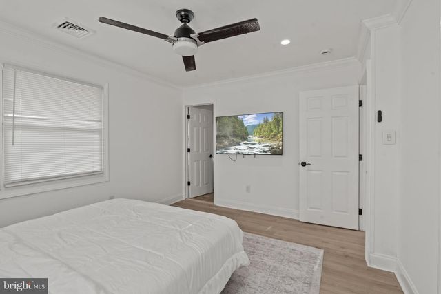 5 BURGESS LN, Willingboro, NJ 08046