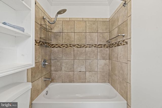 5 BURGESS LN, Willingboro, NJ 08046