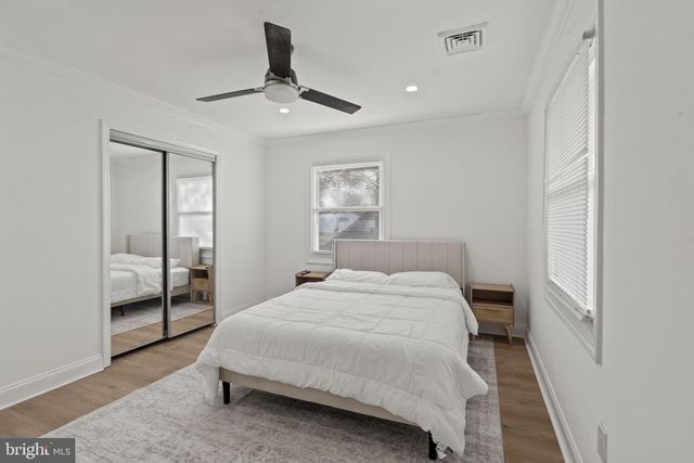 5 BURGESS LN, Willingboro, NJ 08046