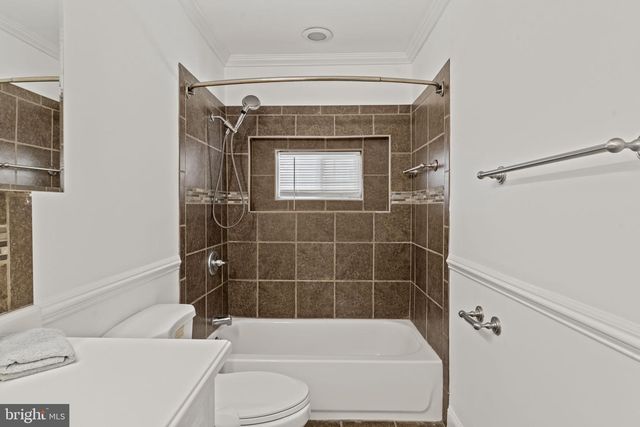 5 BURGESS LN, Willingboro, NJ 08046