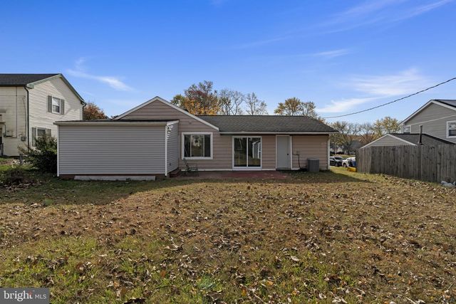 5 BURGESS LN, Willingboro, NJ 08046