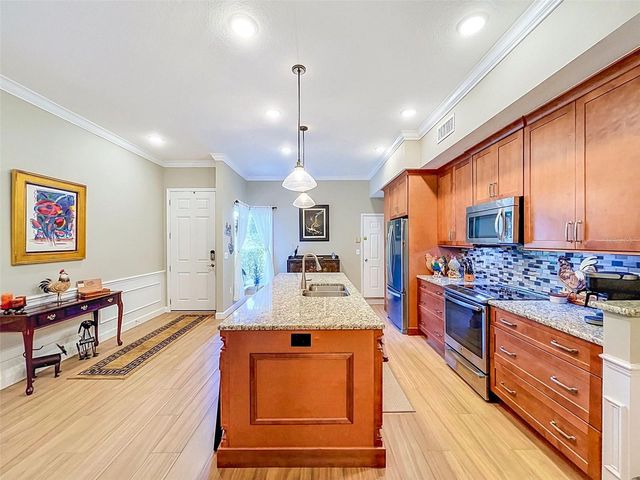 1722 ARABIAN LANE, Palm Harbor, FL 34685