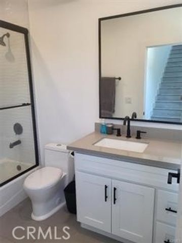 5948 CANTALOUPE Street, Valley Glen, CA 91401