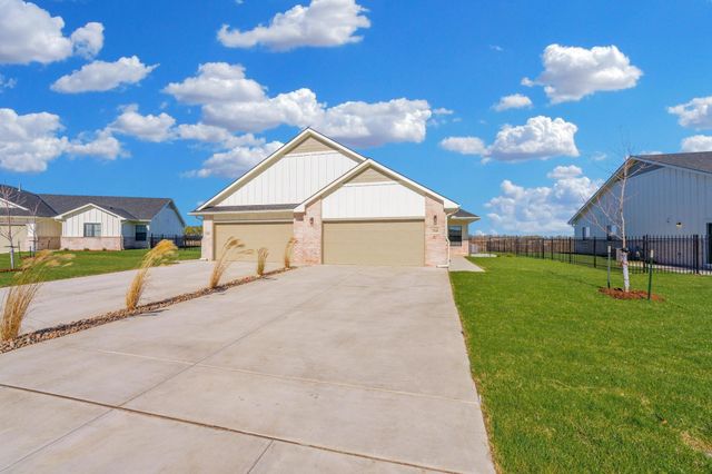 2436 S Pronghorn St, Goddard, KS 67052