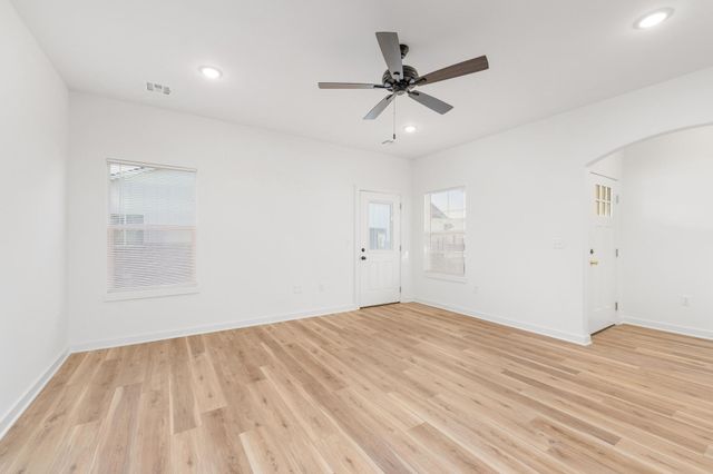 2436 S Pronghorn St, Goddard, KS 67052