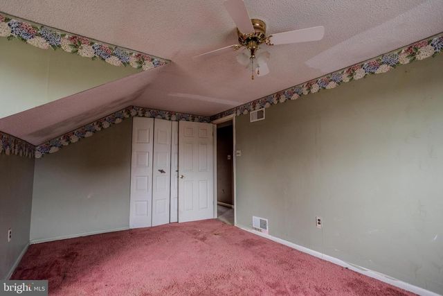 2 HANCOCK CT, New Freedom, PA 17349