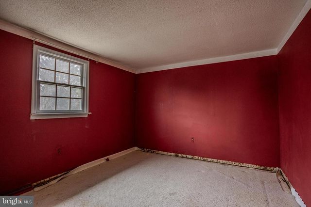 2 HANCOCK CT, New Freedom, PA 17349