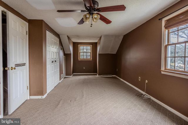 2 HANCOCK CT, New Freedom, PA 17349