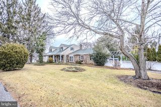 2 HANCOCK CT, New Freedom, PA 17349
