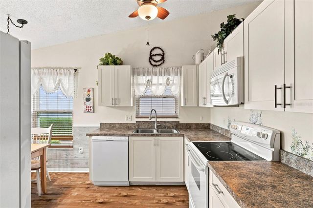 7637 BALHARBOUR DRIVE, New Port Richey, FL 34653