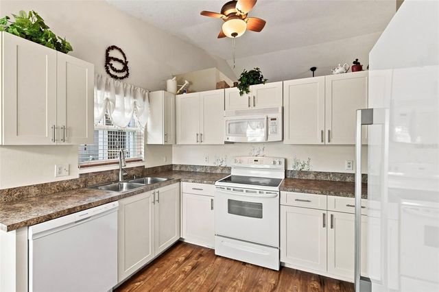 7637 BALHARBOUR DRIVE, New Port Richey, FL 34653