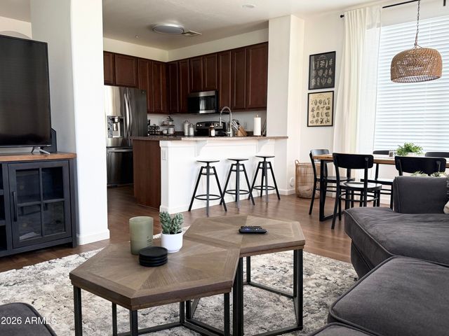 3647 E LESLIE Drive, Gilbert, AZ 85296
