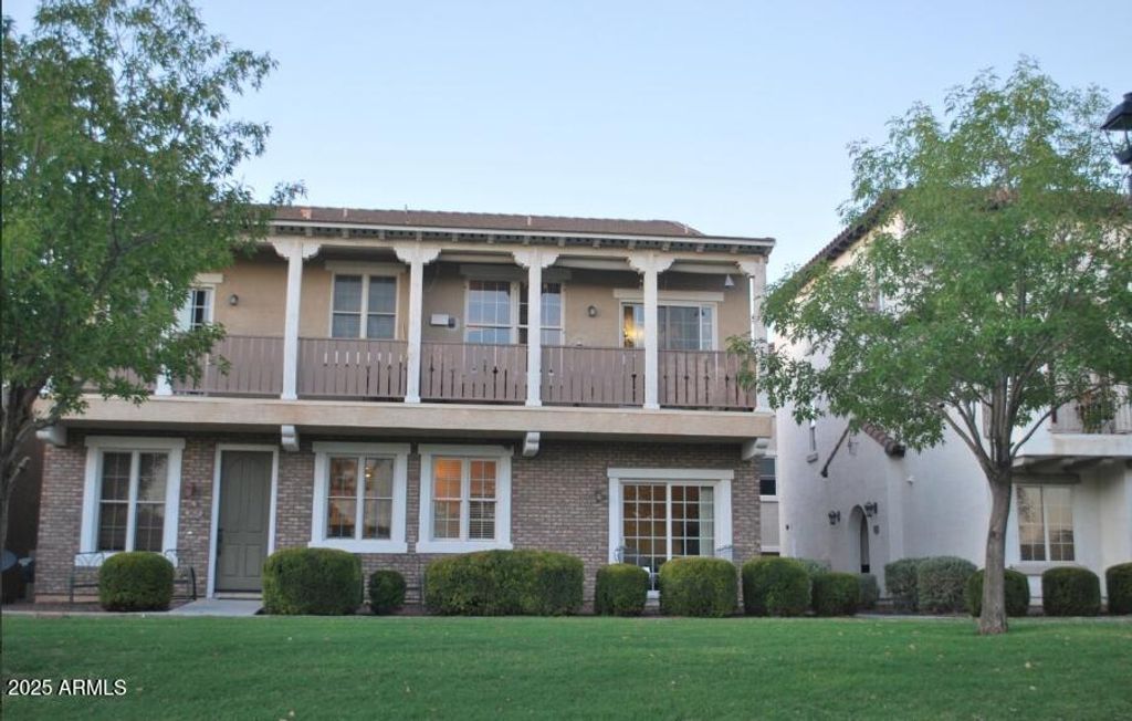 3647 E LESLIE Drive, Gilbert, AZ 85296