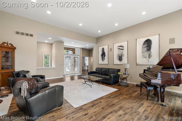 4335 Echo Road, Bloomfield Hills, MI 48302