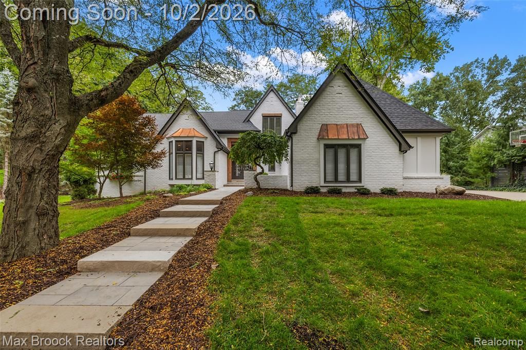 4335 Echo Road, Bloomfield Hills, MI 48302