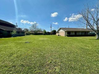 4230 Flamingo Lane, Beaumont, TX 77705