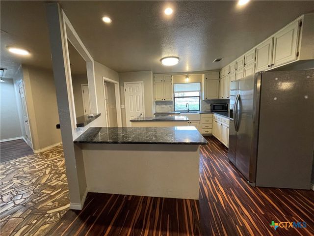 3172 Auction Barn Road, Belton, TX 76513