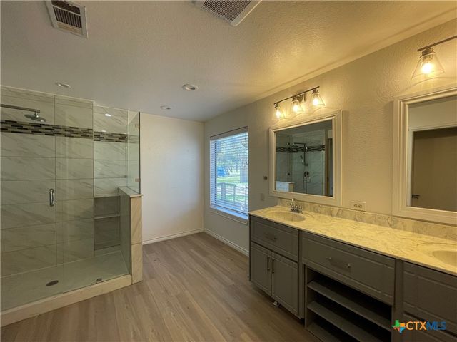 3172 Auction Barn Road, Belton, TX 76513