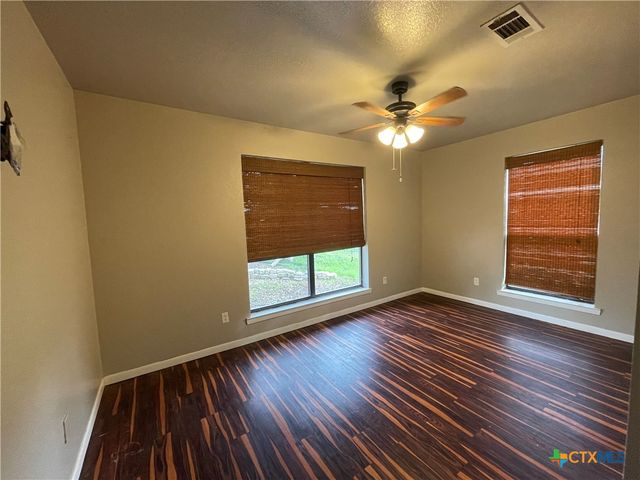 3172 Auction Barn Road, Belton, TX 76513