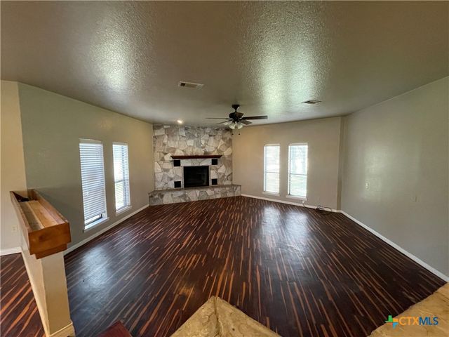 3172 Auction Barn Road, Belton, TX 76513