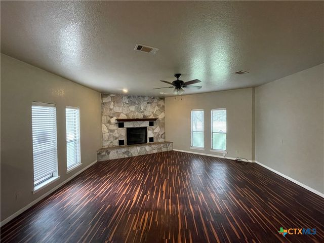 3172 Auction Barn Road, Belton, TX 76513