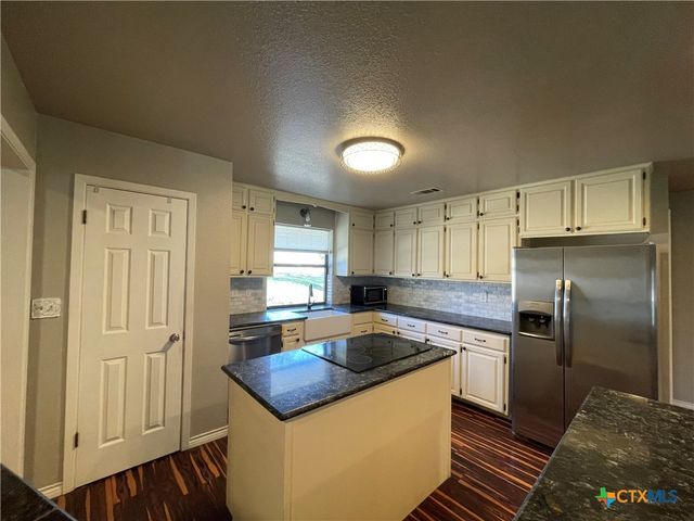 3172 Auction Barn Road, Belton, TX 76513