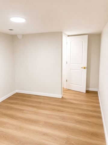 4N015 Kenwood Avenue, West Chicago, IL 60185
